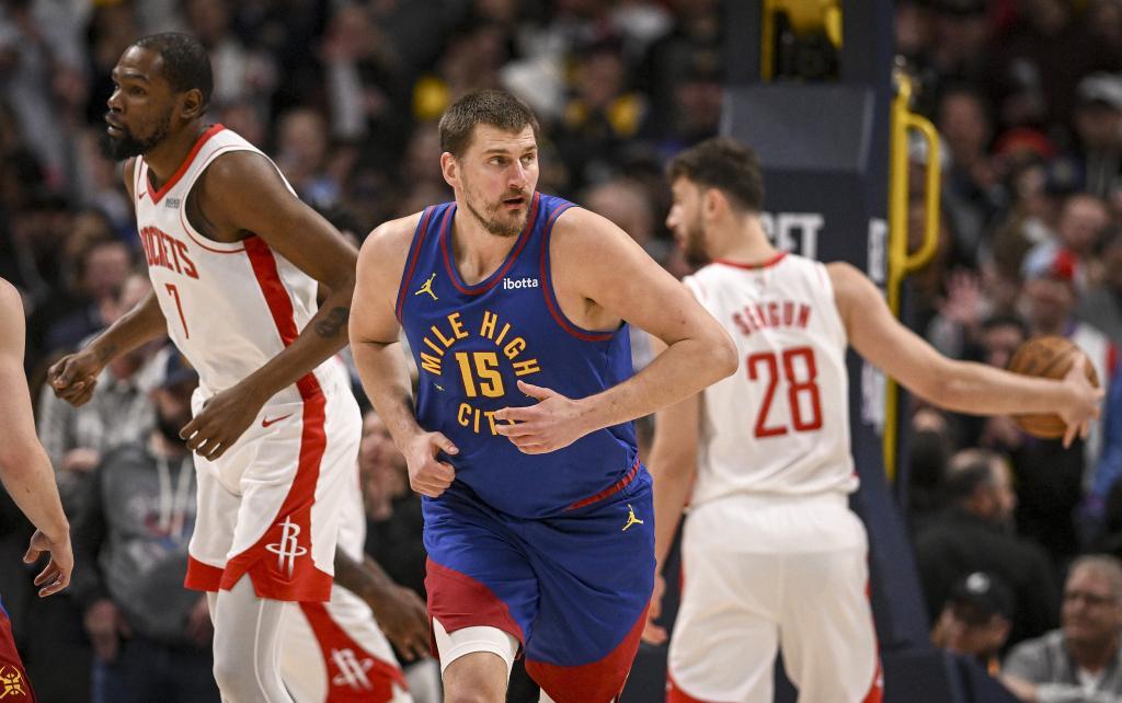 乐鱼平台-NBA|约基奇砍下赛季第25次三双,MVP之争又有悬念了